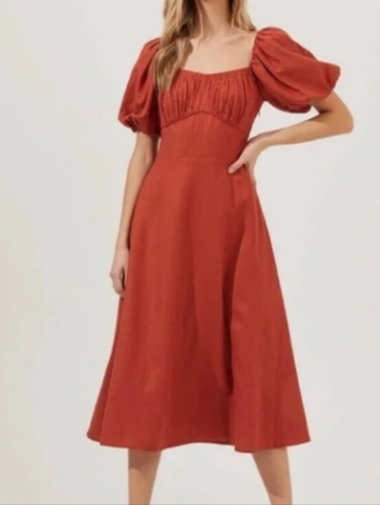 Anthropologie Dresses & Skirts - ASTR Darcy Puff Sleeve MIDI DRESS RUST XS/S